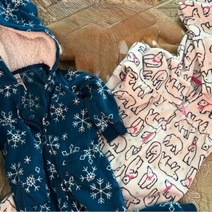 Baby infant Carters set of 2 items, one-piece rompers fleece onesie coverall